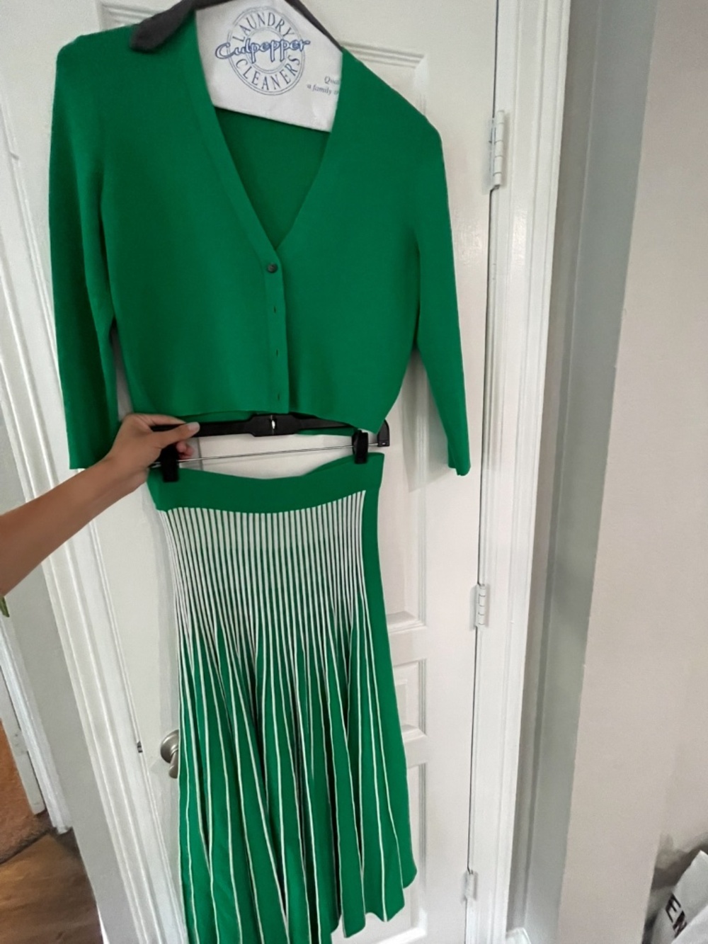 Alexis Green Ribbed Cardigan - Picture 4 of 4